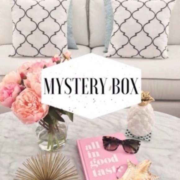 Designer Jewels 3 Piece Mystery Box 150 VALUE - Picture 1 of 1